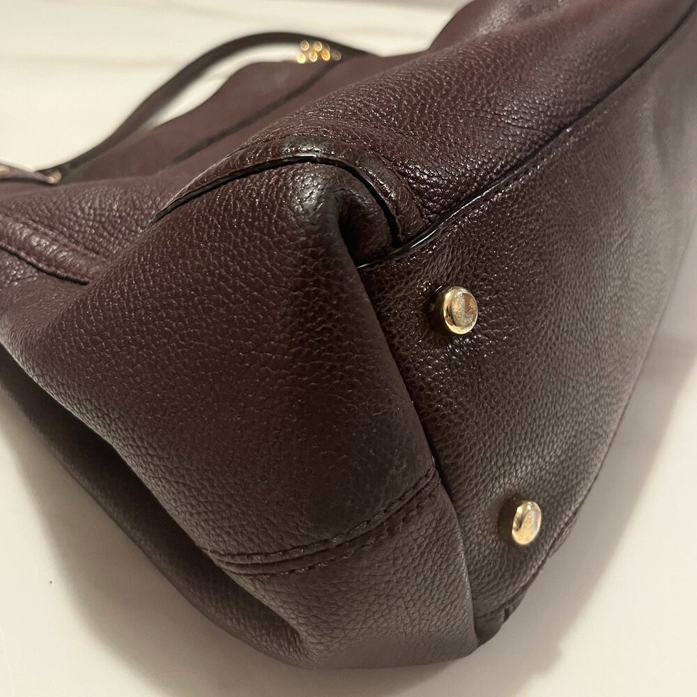 Coach Turnlock Edie Shoulder Bag 36855 Oxblood Pebbled Leather Chain Carryall - Picture 12 of 13